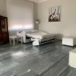Pacuvio Vatican House